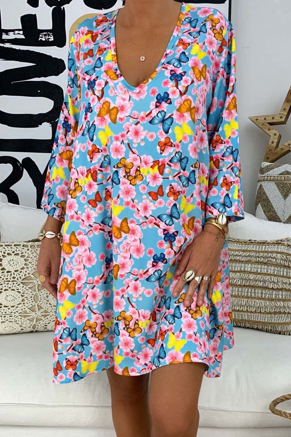 Multicolor Printed V-Neck Three Quarter Sleeve Loose Dress