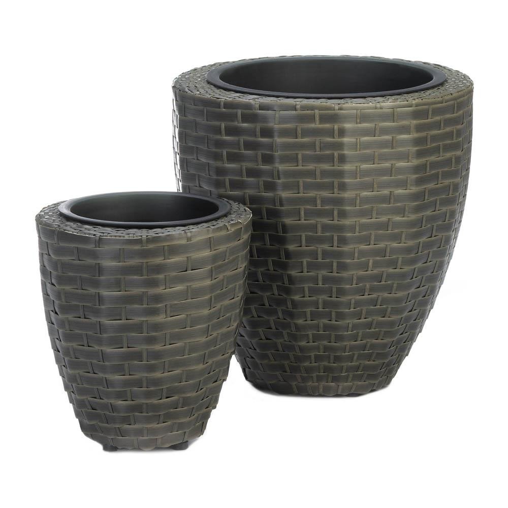 Monterey Wicker Round Planters